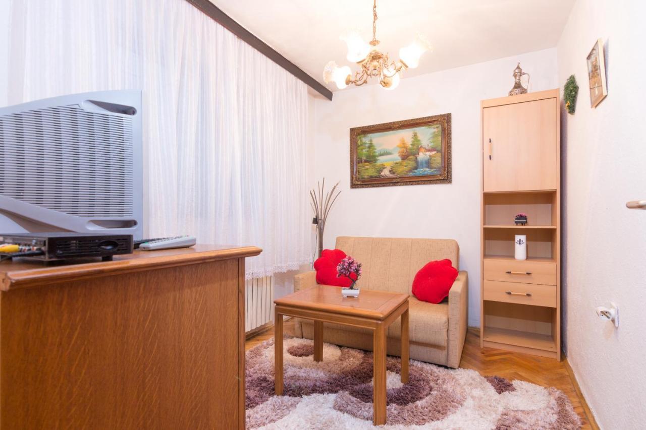 Apartman Lamija ซาราเยโว ภายนอก รูปภาพ